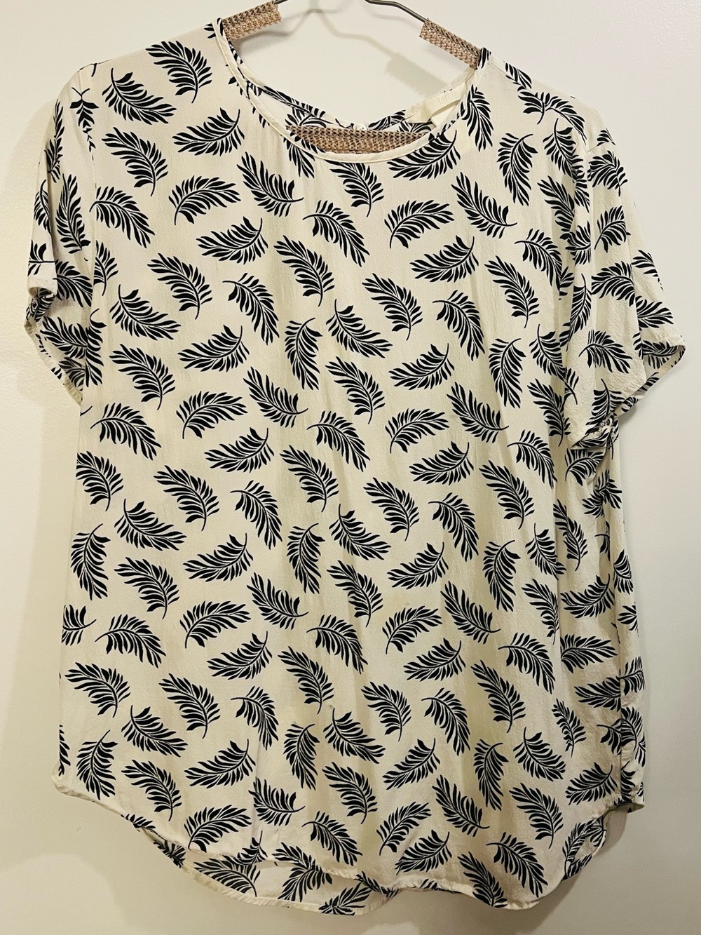 Women’s Crew Neck Tee with Black Leaf Print - White